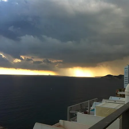 Апартаменты Piso En La Primera Linea Del Mar Con 2 *